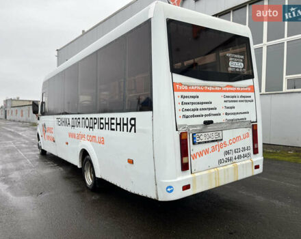 Белый РУТА 22, объемом двигателя 2.69 л и пробегом 289 тыс. км за 16000 $, фото 3 на Automoto.ua