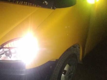 РУТА 25 2011 в Сумах на Automoto.ua Желтый РУТА 25, объемом двигателя 2.5 л и пробегом 9 тыс. км за 5400 $, фото 1 на Automoto.ua