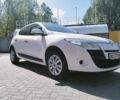 Белый Рено 10, объемом двигателя 1.5 л и пробегом 300 тыс. км за 6000 $, фото 5 на Automoto.ua