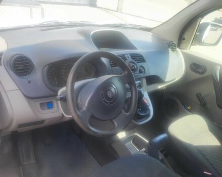 Білий Рено 10, об'ємом двигуна 1.5 л та пробігом 360 тис. км за 3900 $, фото 11 на Automoto.ua