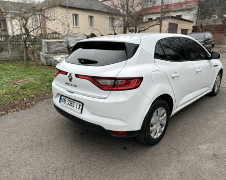 Белый Рено 10, объемом двигателя 1.5 л и пробегом 82 тыс. км за 14200 $, фото 7 на Automoto.ua