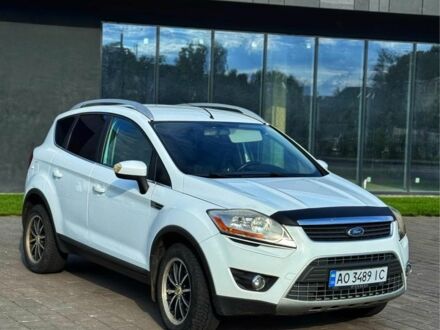 Белый Рено 10, объемом двигателя 2.5 л и пробегом 225 тыс. км за 8800 $, фото 1 на Automoto.ua