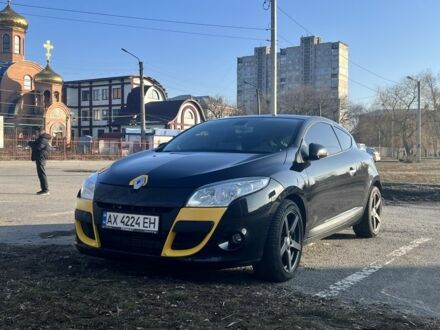 Черный Рено 10, объемом двигателя 2 л и пробегом 204 тыс. км за 6800 $, фото 1 на Automoto.ua