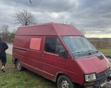 Красный Рено 10, объемом двигателя 10 л и пробегом 3 тыс. км за 600 $, фото 1 на Automoto.ua