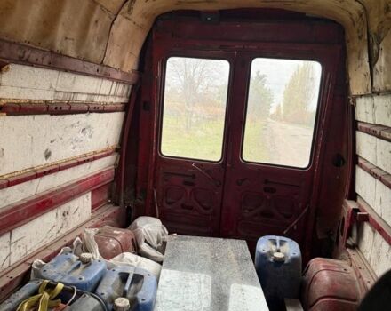 Красный Рено 10, объемом двигателя 10 л и пробегом 3 тыс. км за 600 $, фото 3 на Automoto.ua