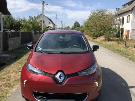 Красный Рено 10, объемом двигателя 0 л и пробегом 73 тыс. км за 10900 $, фото 1 на Automoto.ua