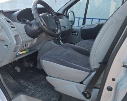 Рено 10 2010 в Тернополе на Automoto.ua Серый Рено 10, объемом двигателя 2.5 л и пробегом 200 тыс. км за 12900 $, фото 4 на Automoto.ua