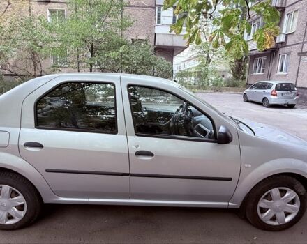 Серый Рено 10, объемом двигателя 1.4 л и пробегом 91 тыс. км за 5200 $, фото 8 на Automoto.ua