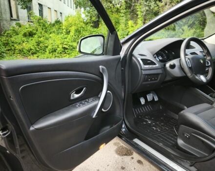 Сірий Рено 10, об'ємом двигуна 2 л та пробігом 126 тис. км за 8750 $, фото 5 на Automoto.ua