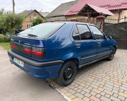 Синій Рено 10, об'ємом двигуна 1.8 л та пробігом 100 тис. км за 1150 $, фото 5 на Automoto.ua