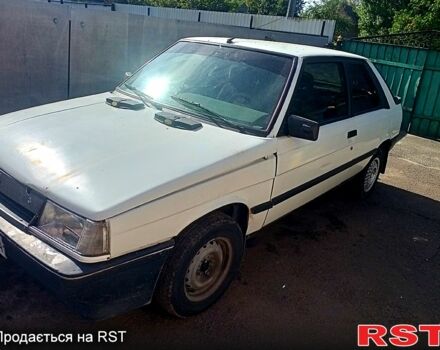 Рено 11 1987 в Згуровке на Automoto.ua Белый Рено 11, объемом двигателя 1.4 л и пробегом 250 тыс. км за 800 $, фото 1 на Automoto.ua