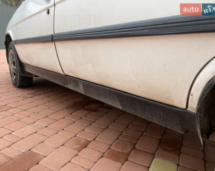 Білий Рено 11, об'ємом двигуна 1.39 л та пробігом 260 тис. км за 1100 $, фото 4 на Automoto.ua