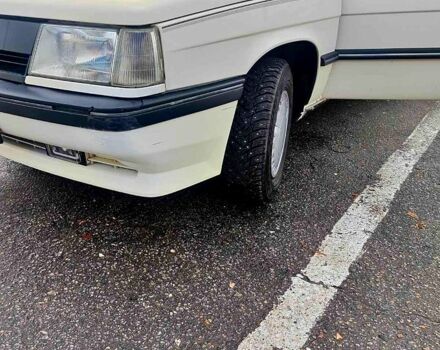 Белый Рено 11, объемом двигателя 1.4 л и пробегом 90 тыс. км за 2000 $, фото 10 на Automoto.ua