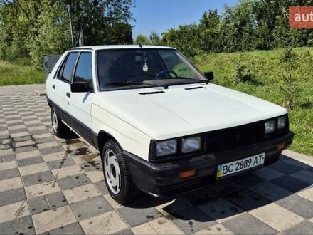 Рено 11 1985 в Самборе на Automoto.ua Белый Рено 11, объемом двигателя 1.7 л и пробегом 344 тыс. км за 1050 $, фото 1 на Automoto.ua
