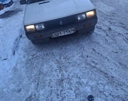 Белый Рено 11, объемом двигателя 1.4 л и пробегом 396 тыс. км за 1150 $, фото 1 на Automoto.ua