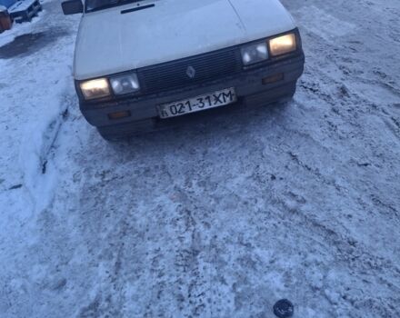 Белый Рено 11, объемом двигателя 1.4 л и пробегом 396 тыс. км за 1150 $, фото 1 на Automoto.ua