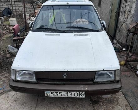 Белый Рено 11, объемом двигателя 1.3 л и пробегом 10 тыс. км за 90 $, фото 1 на Automoto.ua