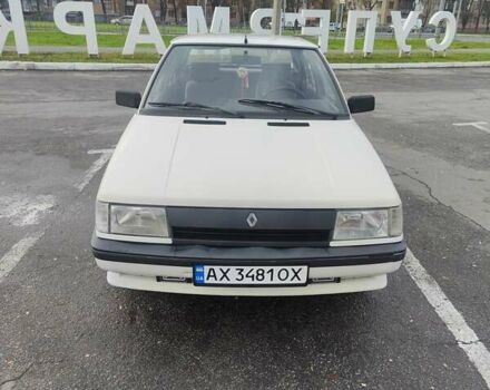 Білий Рено 11, об'ємом двигуна 1.4 л та пробігом 90 тис. км за 1700 $, фото 1 на Automoto.ua