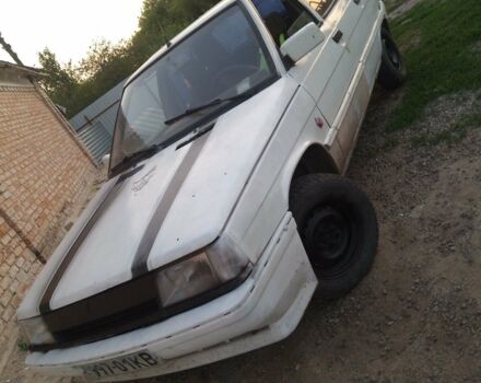 Белый Рено 11, объемом двигателя 1.4 л и пробегом 231 тыс. км за 700 $, фото 1 на Automoto.ua