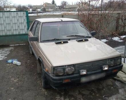 Бежевый Рено 11, объемом двигателя 0 л и пробегом 250 тыс. км за 800 $, фото 1 на Automoto.ua