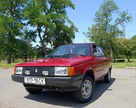Красный Рено 11, объемом двигателя 1.1 л и пробегом 326 тыс. км за 810 $, фото 34 на Automoto.ua