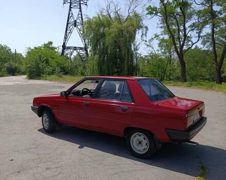 Красный Рено 11, объемом двигателя 1.1 л и пробегом 326 тыс. км за 810 $, фото 25 на Automoto.ua