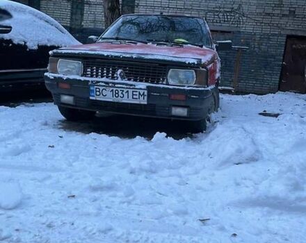 Красный Рено 11, объемом двигателя 1.8 л и пробегом 135 тыс. км за 600 $, фото 1 на Automoto.ua