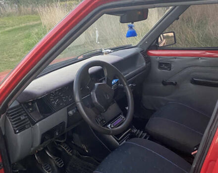 Красный Рено 11, объемом двигателя 0 л и пробегом 125 тыс. км за 950 $, фото 4 на Automoto.ua