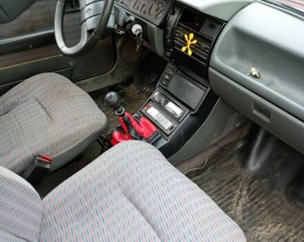 Красный Рено 11, объемом двигателя 1.4 л и пробегом 1 тыс. км за 500 $, фото 6 на Automoto.ua