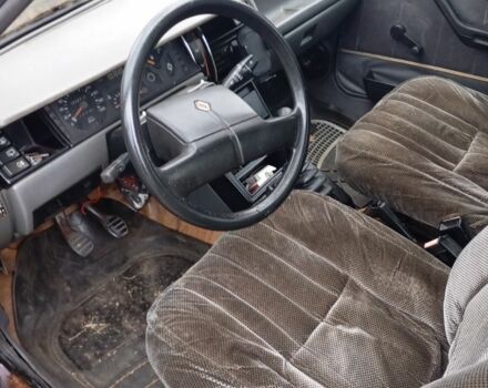 Красный Рено 11, объемом двигателя 0 л и пробегом 800 тыс. км за 357 $, фото 3 на Automoto.ua