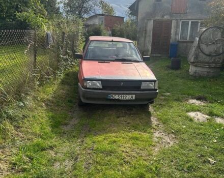 Красный Рено 11, объемом двигателя 1.4 л и пробегом 200 тыс. км за 288 $, фото 1 на Automoto.ua