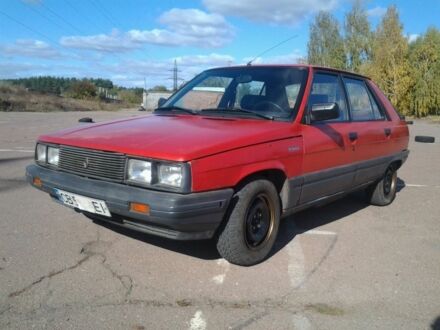 Рено 11 1986 в Чернигове на Automoto.ua Красный Рено 11, объемом двигателя 0 л и пробегом 200 тыс. км за 847 $, фото 1 на Automoto.ua