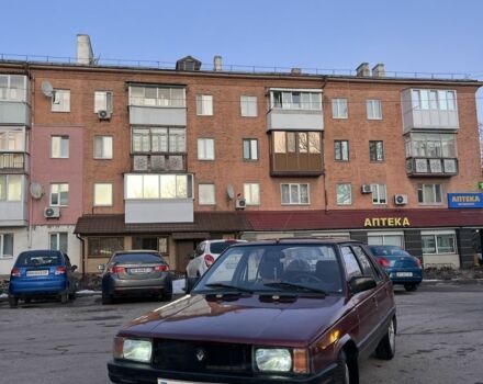 Червоний Рено 11, об'ємом двигуна 1.6 л та пробігом 555 тис. км за 1300 $, фото 1 на Automoto.ua