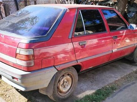 Рено 11 1987 у Полтаві на Automoto.ua Червоний Рено 11, об'ємом двигуна 1.7 л та пробігом 350 тис. км за 1200 $, фото 1 на Automoto.ua