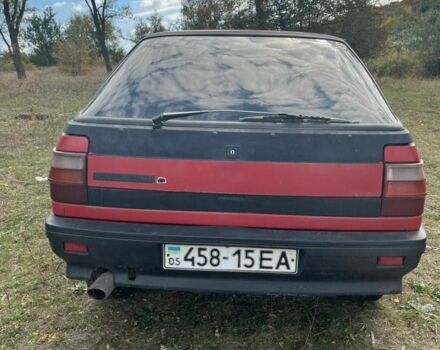 Красный Рено 11, объемом двигателя 1.4 л и пробегом 250 тыс. км за 962 $, фото 1 на Automoto.ua