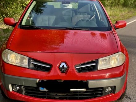 Рено 11 2008 в Рокитное на Automoto.ua Красный Рено 11, объемом двигателя 1.6 л и пробегом 250 тыс. км за 4000 $, фото 1 на Automoto.ua