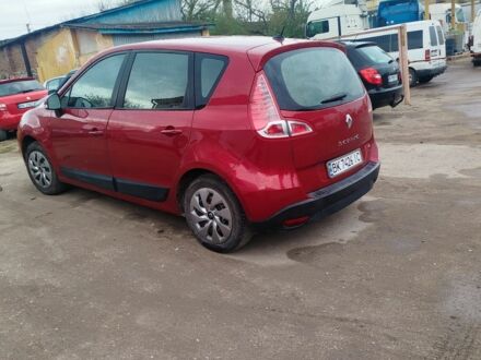 Красный Рено 11, объемом двигателя 1.5 л и пробегом 231 тыс. км за 5900 $, фото 1 на Automoto.ua
