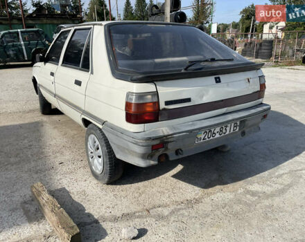Рено 11 1987 в Ивано-Франковске на Automoto.ua Рено 11, объемом двигателя 1.7 л и пробегом 255 тыс. км за 250 $, фото 3 на Automoto.ua