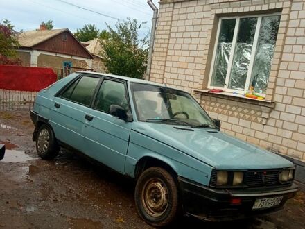 Рено 11 1984 в Первомайск на Automoto.ua Рено 11, объемом двигателя 1.4 л и пробегом 440 тыс. км за 400 $, фото 1 на Automoto.ua