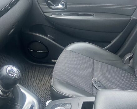 Серый Рено 11, объемом двигателя 1.6 л и пробегом 3 тыс. км за 7500 $, фото 1 на Automoto.ua