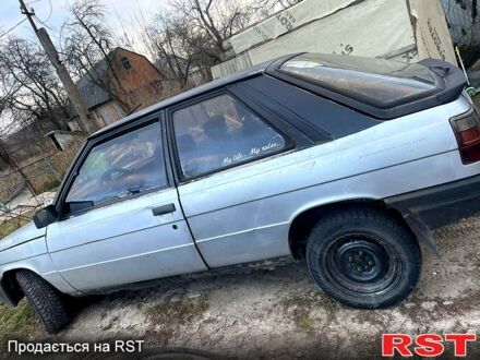 Рено 11 1985 в Василькове на Automoto.ua Серый Рено 11, объемом двигателя 14 л и пробегом 300 тыс. км за 520 $, фото 1 на Automoto.ua