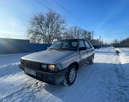 Сірий Рено 11, об'ємом двигуна 1.6 л та пробігом 200 тис. км за 354 $, фото 1 на Automoto.ua
