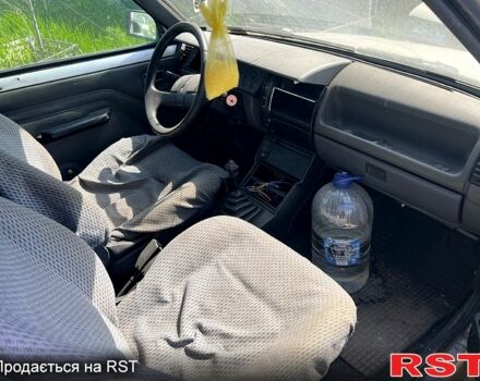 Серый Рено 11, объемом двигателя 1.7 л и пробегом 0 тыс. км за 400 $, фото 1 на Automoto.ua