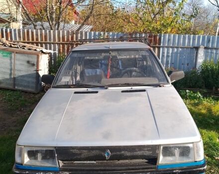 Серый Рено 11, объемом двигателя 1.4 л и пробегом 265 тыс. км за 1350 $, фото 1 на Automoto.ua