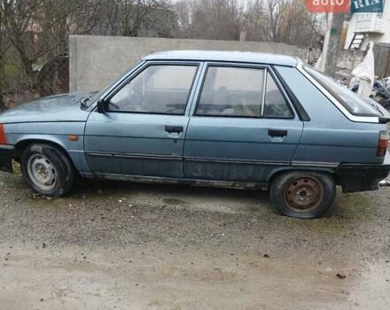 Серый Рено 11, объемом двигателя 1.2 л и пробегом 255 тыс. км за 344 $, фото 1 на Automoto.ua