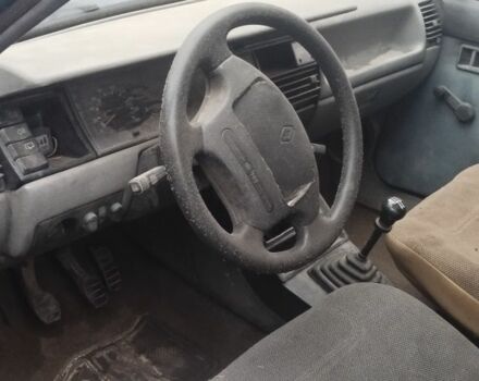 Рено 11 1985 в Синельниковом на Automoto.ua Синий Рено 11, объемом двигателя 1.6 л и пробегом 390 тыс. км за 167 $, фото 4 на Automoto.ua