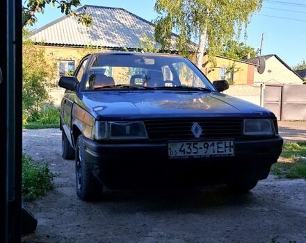 Синій Рено 11, об'ємом двигуна 1.4 л та пробігом 350 тис. км за 620 $, фото 1 на Automoto.ua