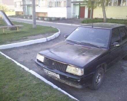 Синий Рено 11, объемом двигателя 1.7 л и пробегом 300 тыс. км за 300 $, фото 1 на Automoto.ua