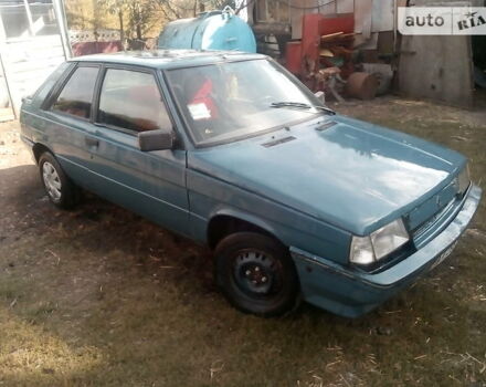 Синий Рено 11, объемом двигателя 1.7 л и пробегом 270 тыс. км за 499 $, фото 1 на Automoto.ua