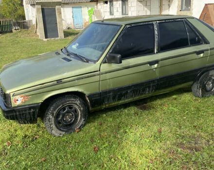 Зеленый Рено 11, объемом двигателя 1.7 л и пробегом 200 тыс. км за 400 $, фото 1 на Automoto.ua